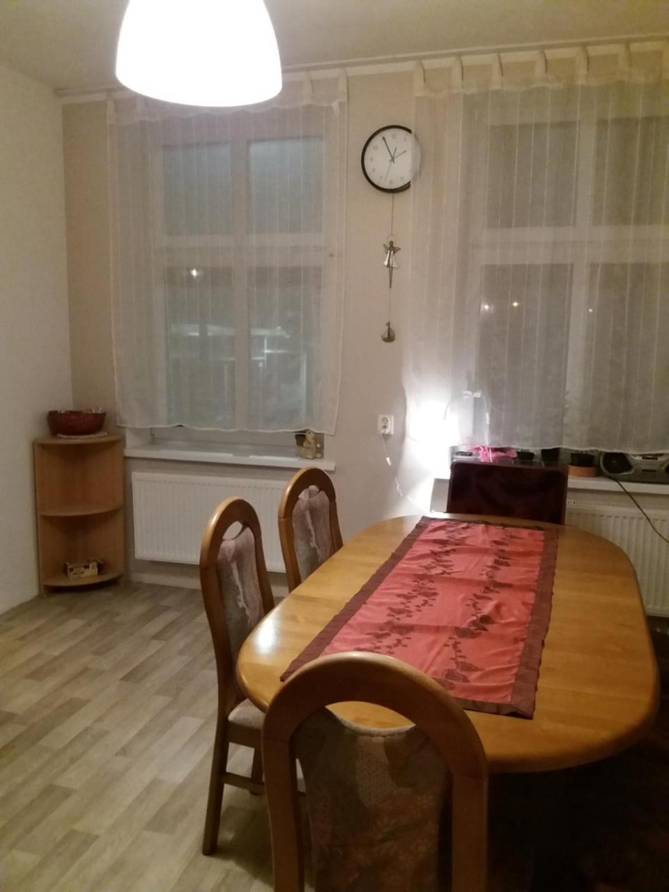 Areszt Domowy