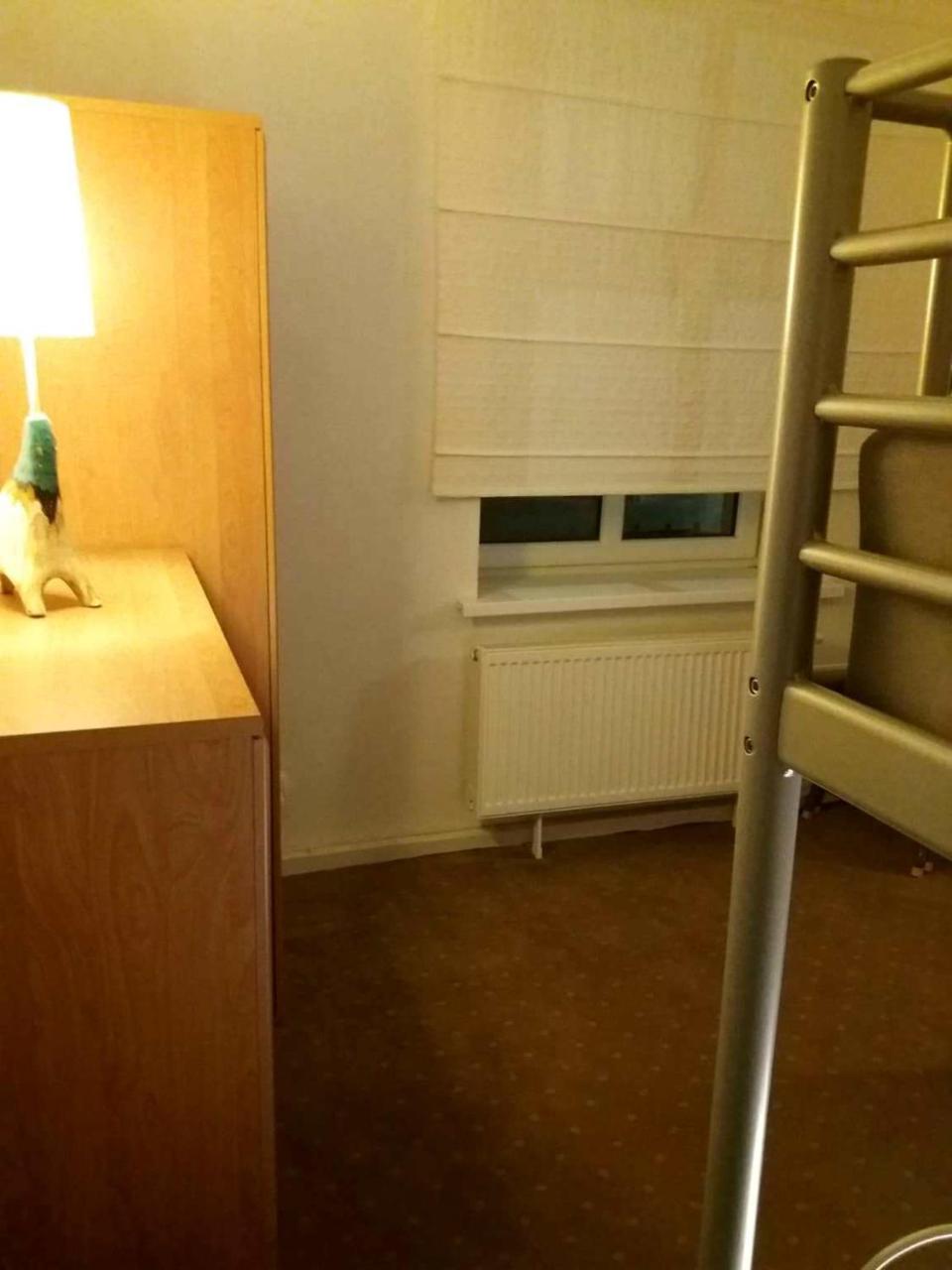 Areszt Domowy Apartament *